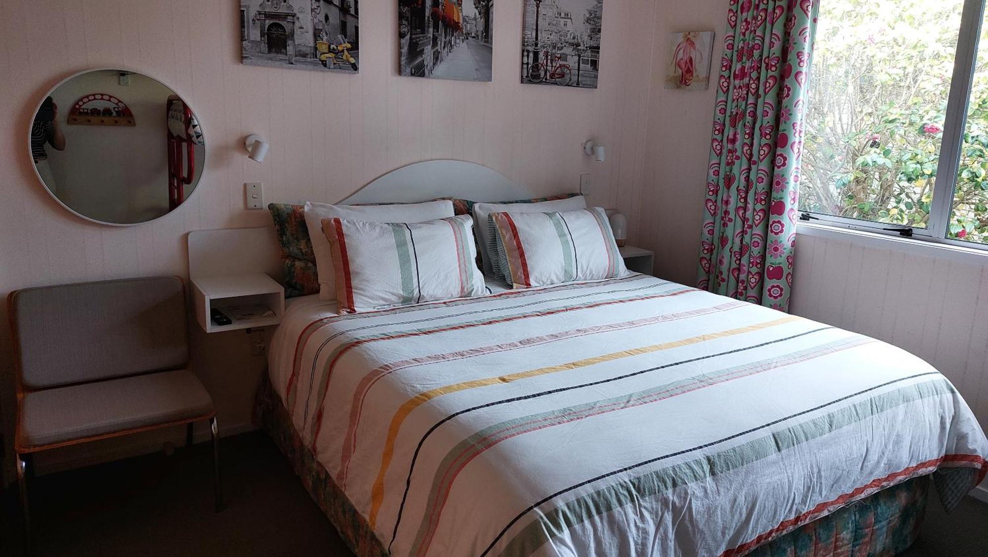 Bed And Breakfast Happy Home Taupo Accommodation Luaran gambar